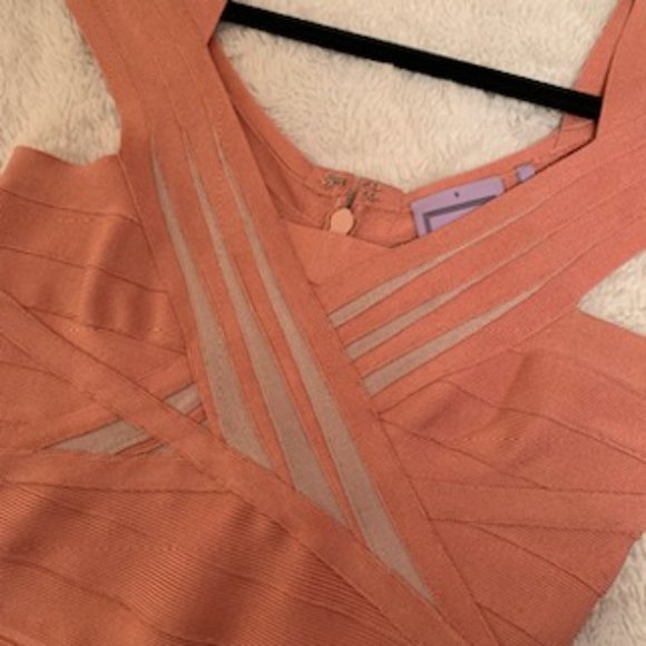 Herve Leger Rose Pink Blush Bandage Dress w/ Beige Criss-Cross Detail, Size S - Picture 4 of 8